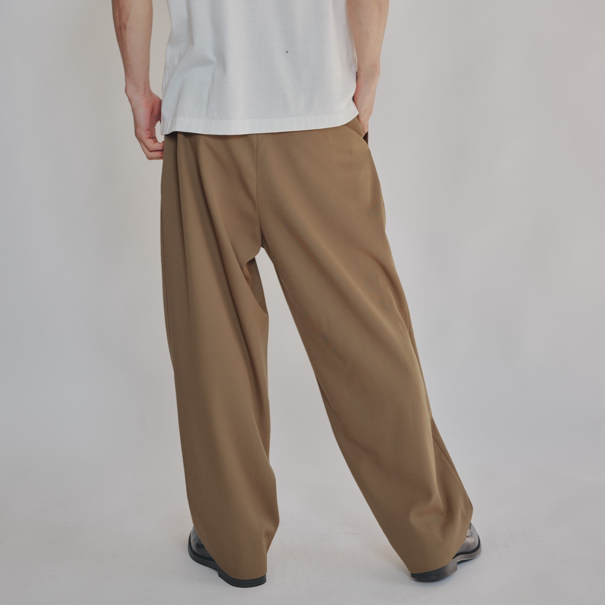 TWO TUCK TROUSERS Ⅱ