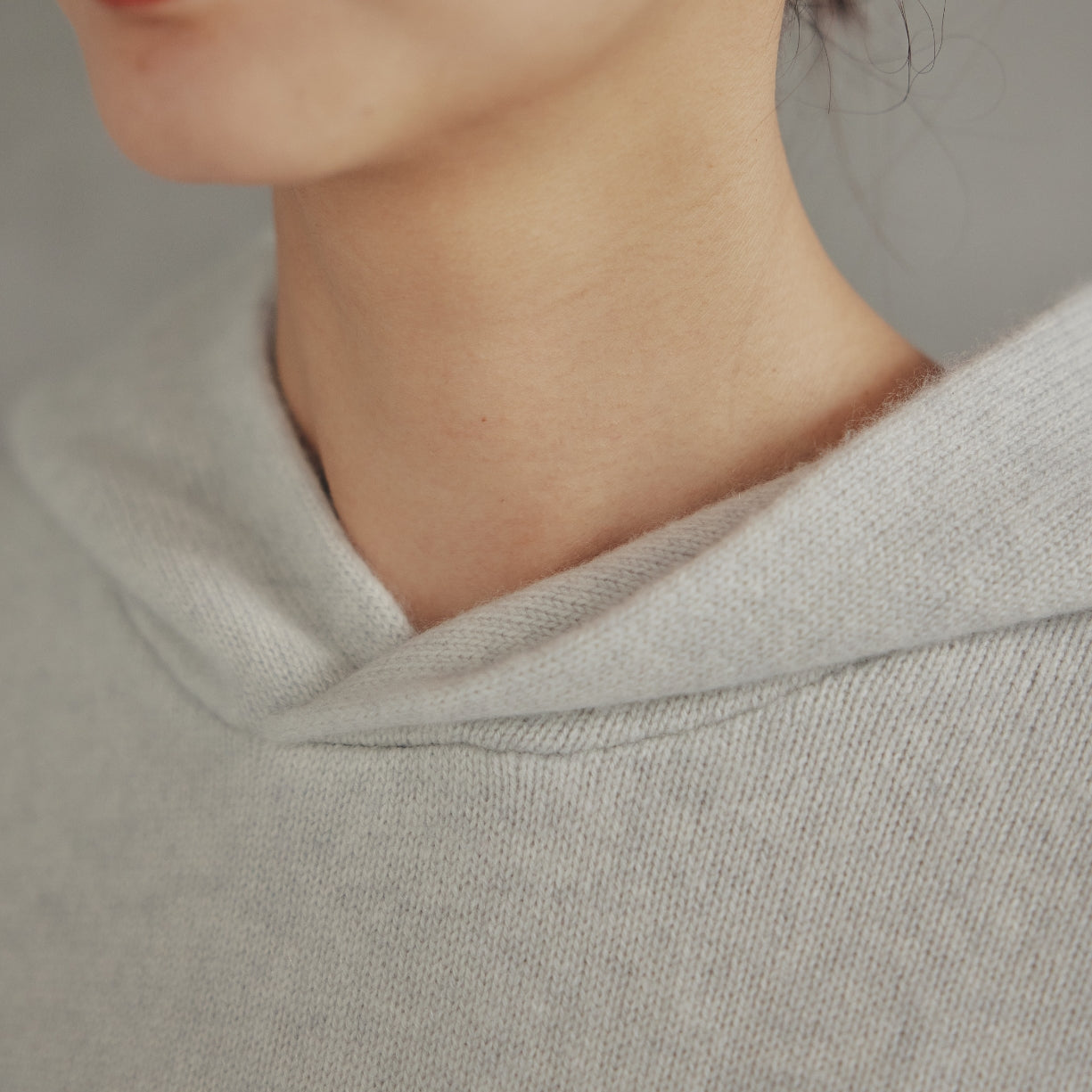 BABY CASHMERE 100 HOODIE