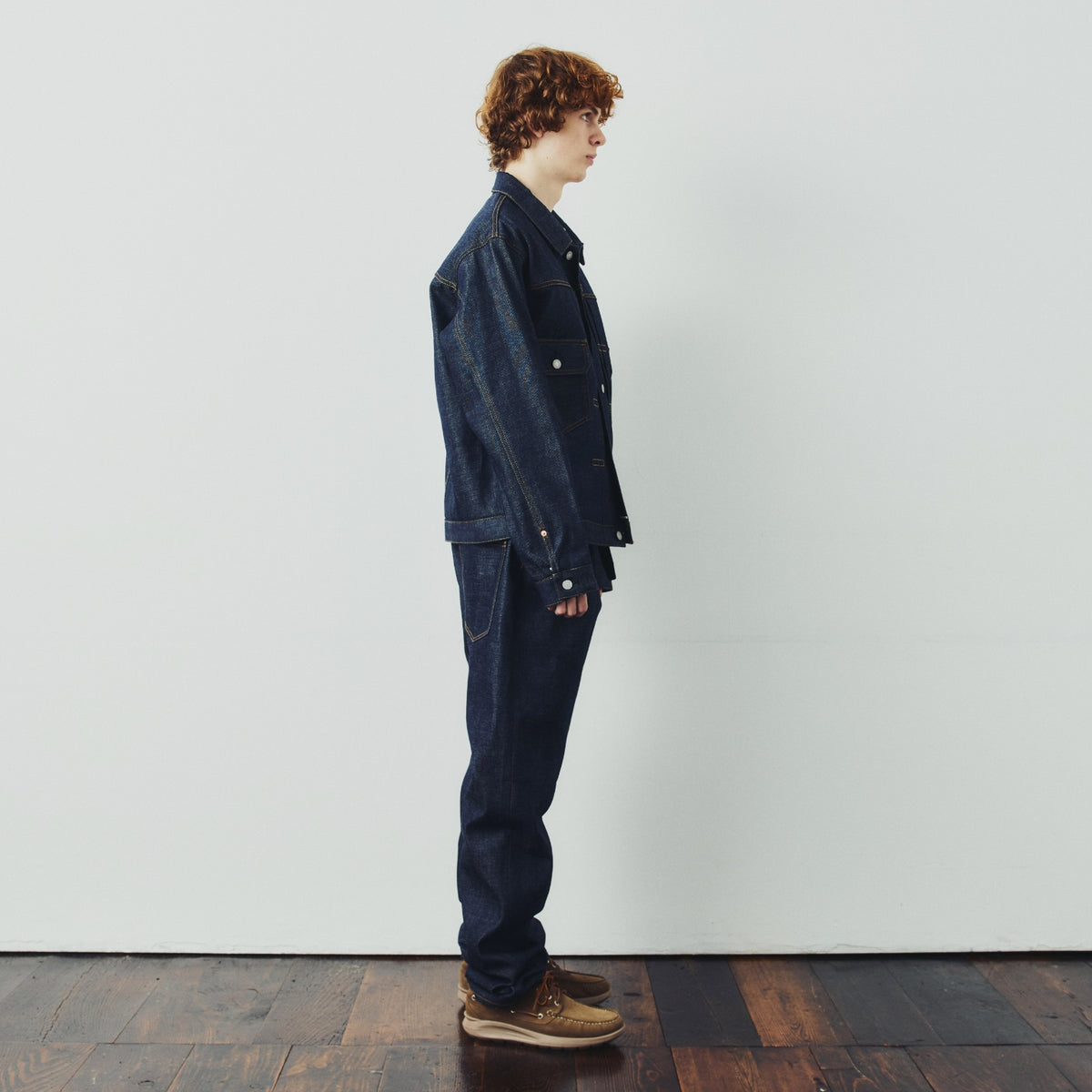STANDARD JEANS