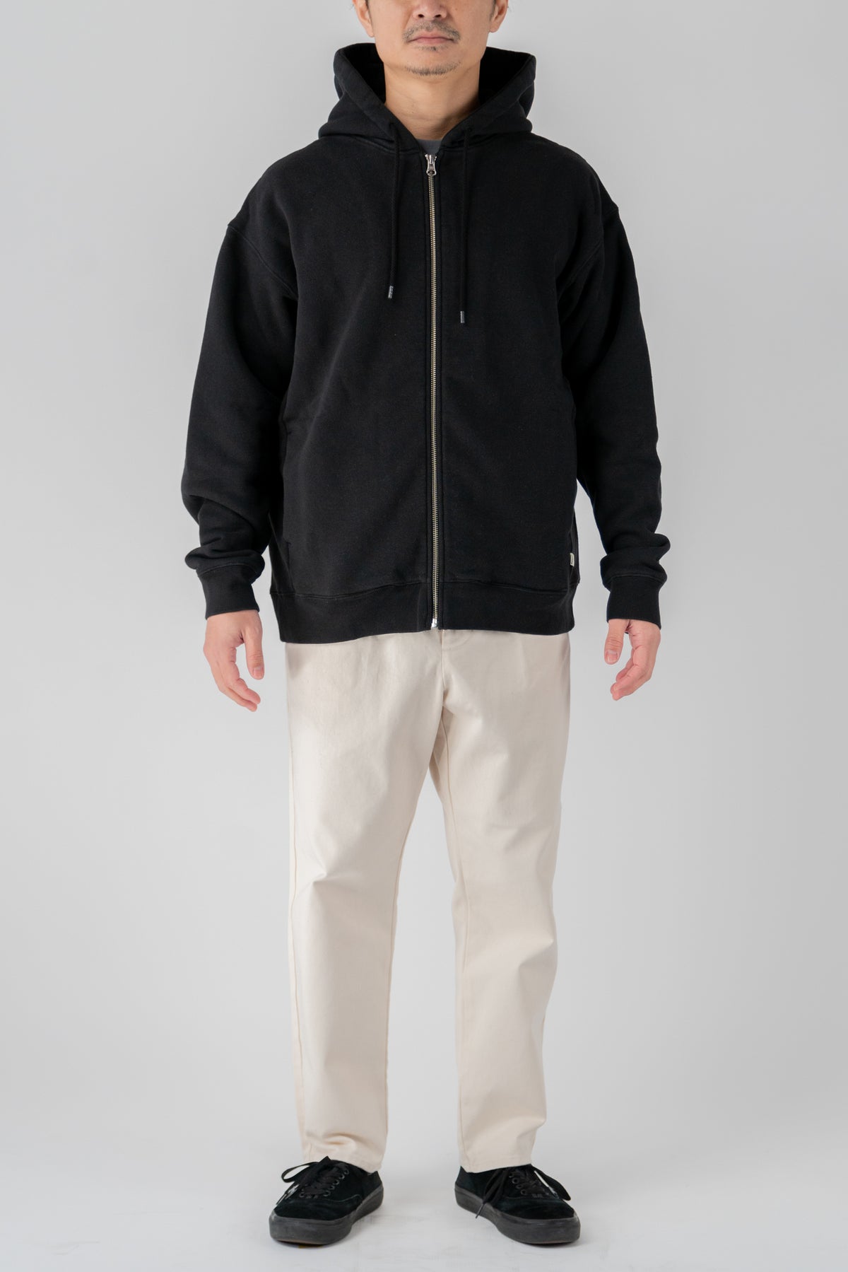 TARROW WIDE ZIP HOODY