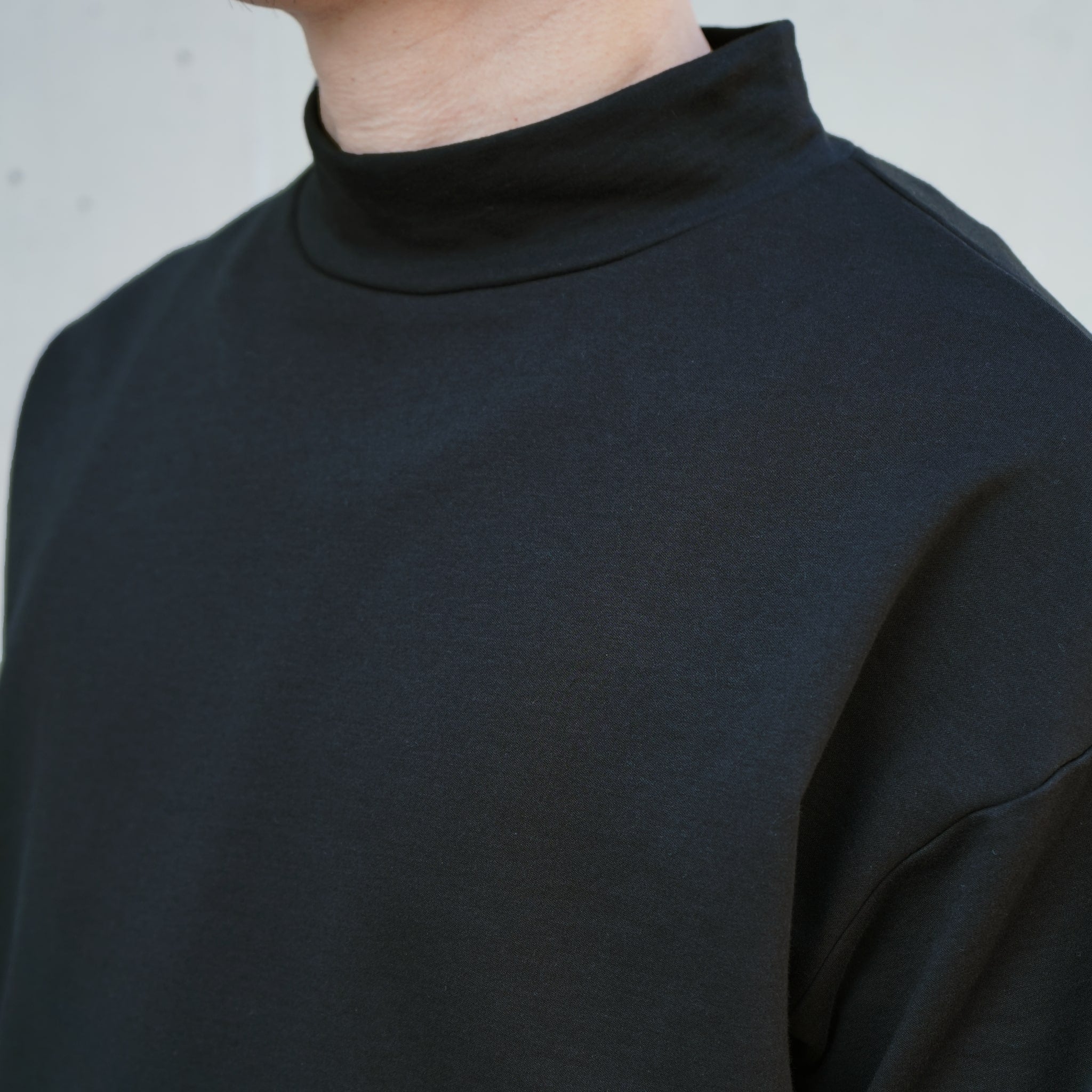 MOCK NECK P/O