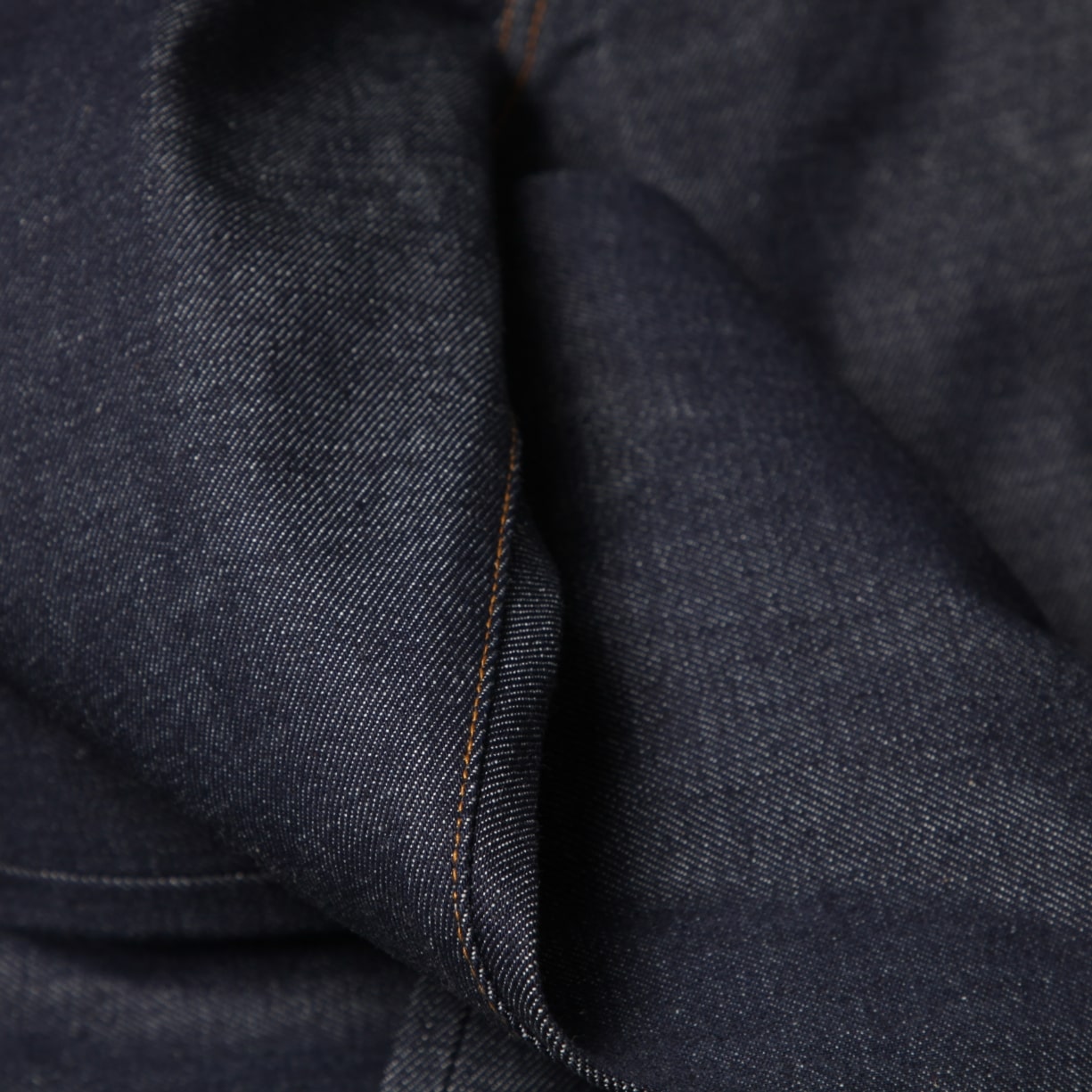 STANDARD JEANS
