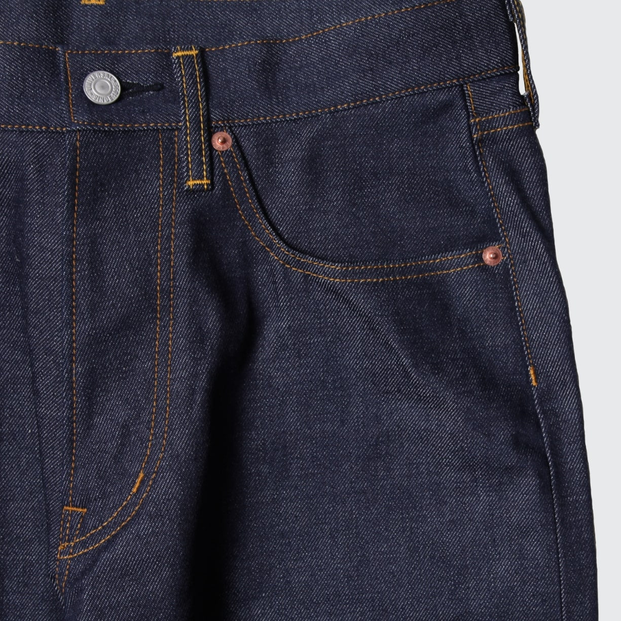 STANDARD JEANS