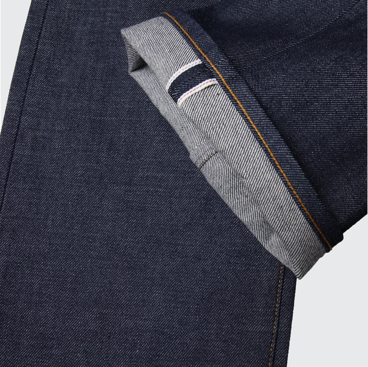 STANDARD JEANS