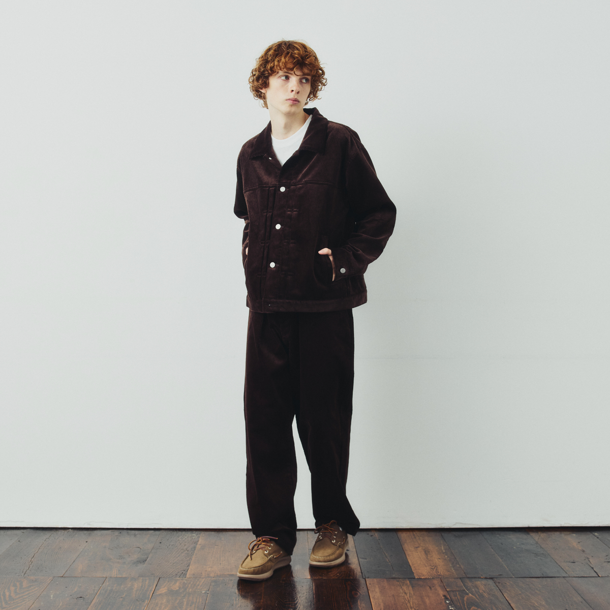 TUCK  CORDUROY PANTS