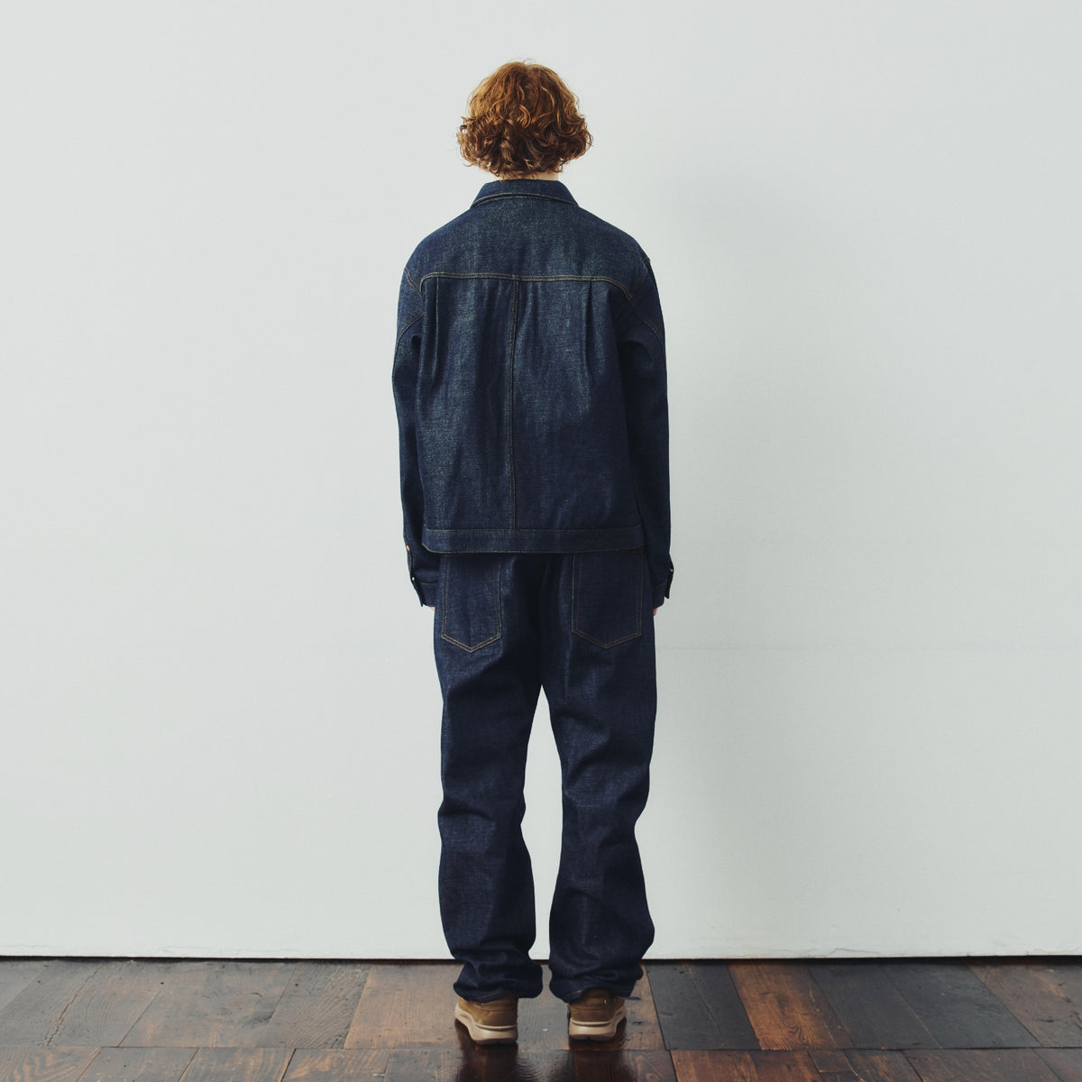 STANDARD JEANS