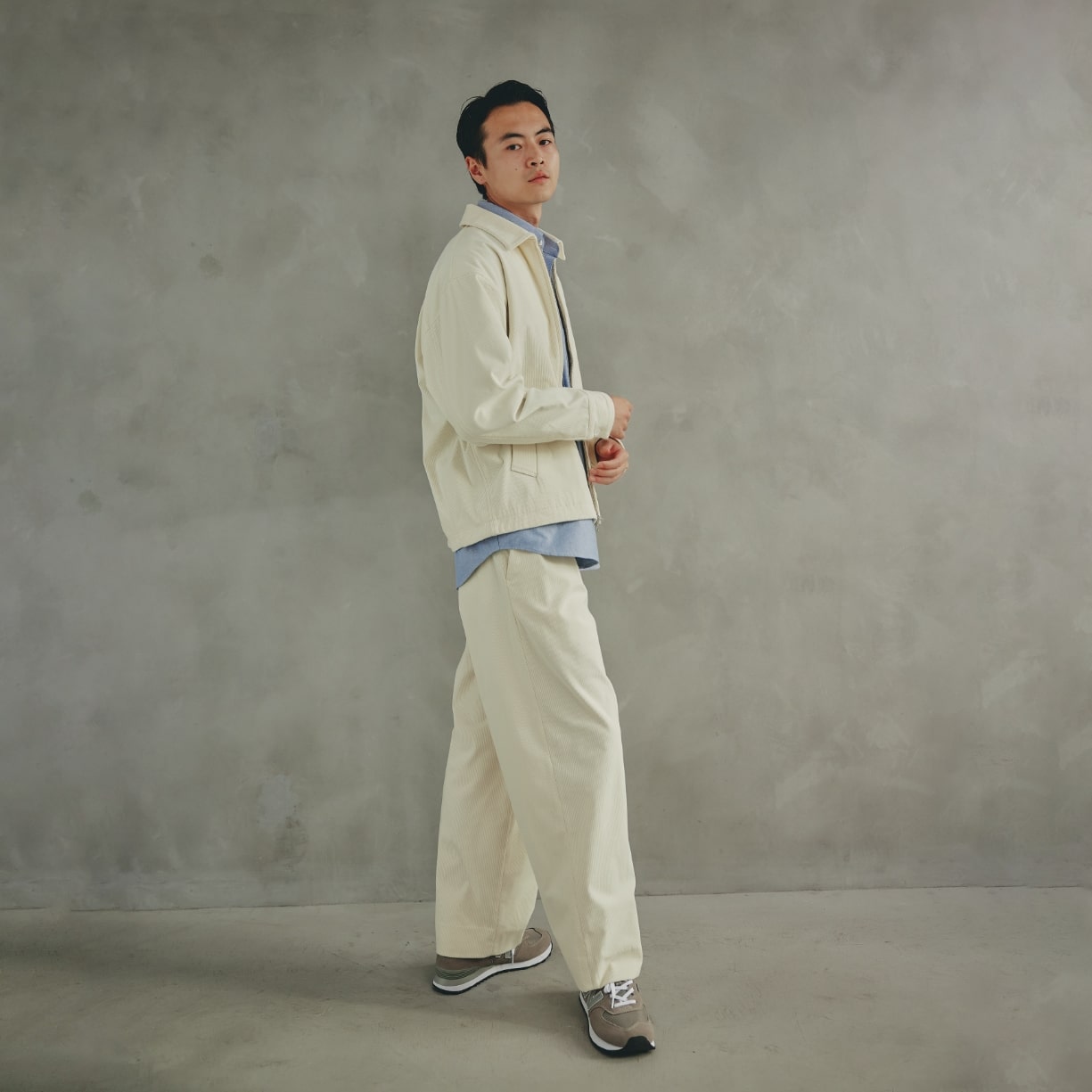 CORDUROY ZIP OUTER