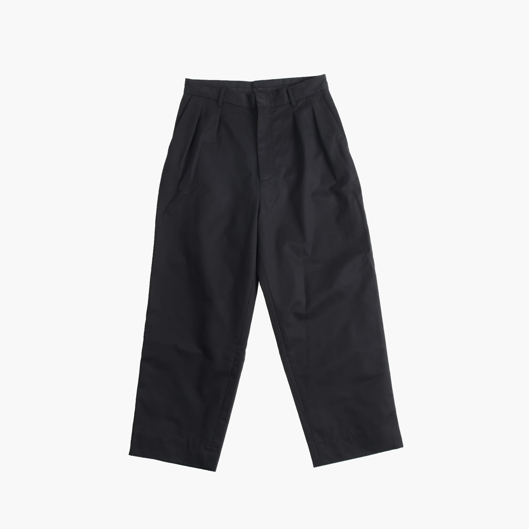 TWO TUCK TROUSERS